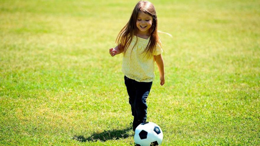 Día mundial del fútbol femenino en las escuelas