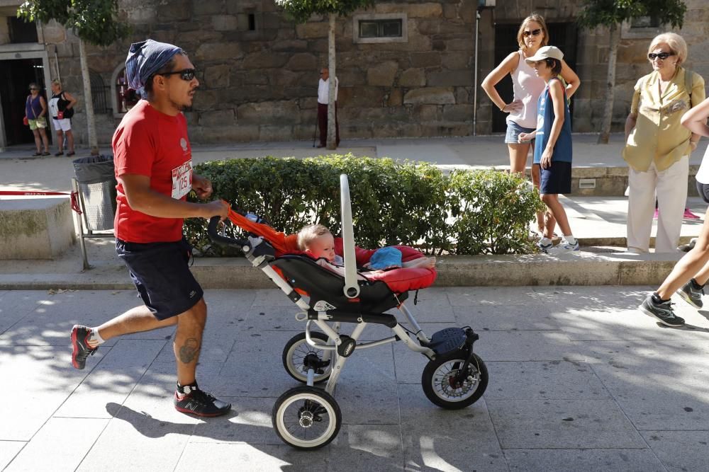 Más de 1.800 corredores participaron en la mañana del sábado en la prueba Andar e Correr, con un recorrido de 10 kilómetros por el Camino Portugués de Baiona.