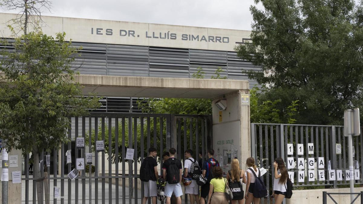 El IES Simarro de Xàtiva vuelve a registrar temperaturas de 35 grados en las aulas