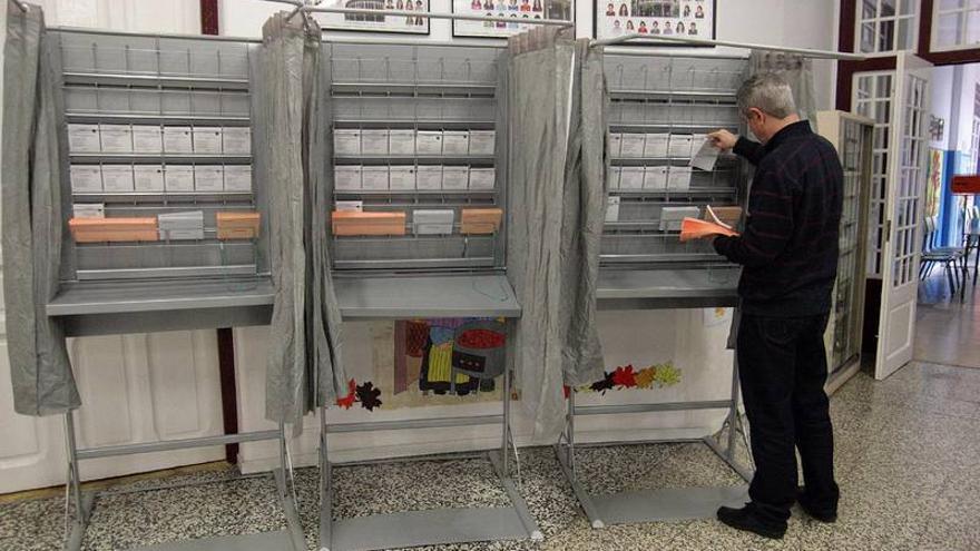 Las trabas administrativas dificultan el voto a los aragoneses en el extranjero