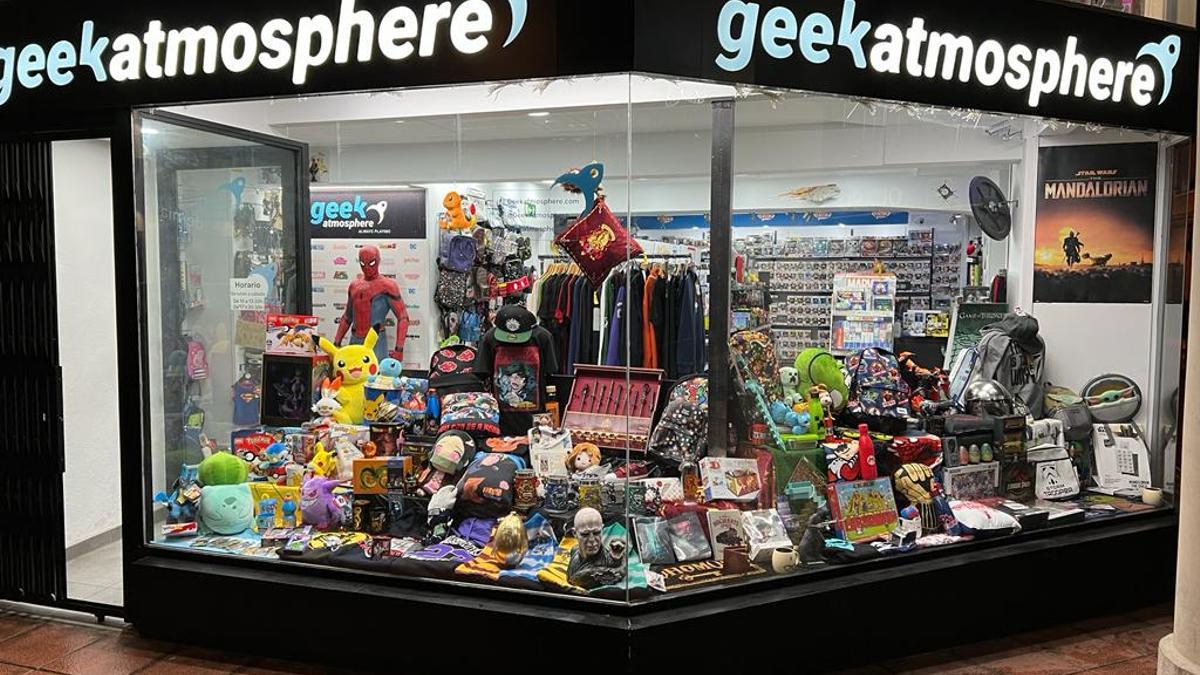 Los establecimientos de la firma en Burriana, Castelló y Valencia cuentan con ‘merchandising’ de las grandes sagas del cine, la televisión y los videojuegos..