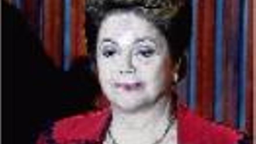 Rousseff vol perdre 13 quilos abans  de la seva investidura, el dia 1 de gener