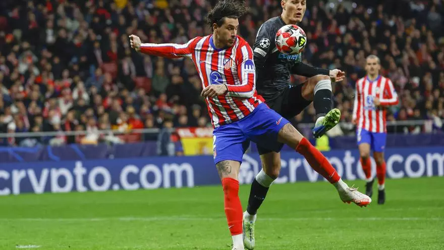 José María Giménez aseguró que la derrota contra el PSG "golpeó fuerte" al equipo