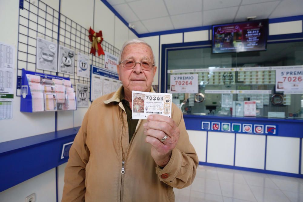 Agraciados con el quinto premio en la Fuensanta de Valencia