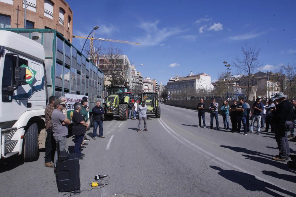 Tractorada a Girona per reclamar millores en la PAC