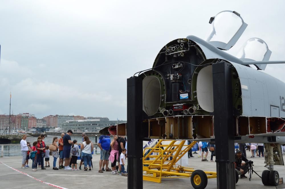 Aviones del festival aéreo de Gijón