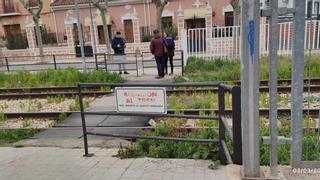 Campament de Paterna solicita más seguridad en el paso entre vías