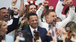 Els sondejos donen un empat entre Trzaskowski i Nawrocki a Polònia