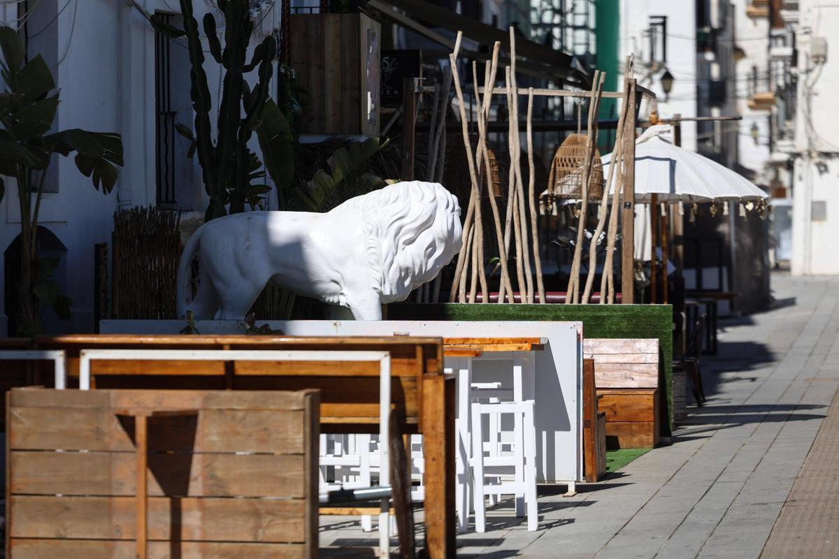 Galería: los comercios de la zona del puerto de Ibiza recobran vida durante la Semana Santa