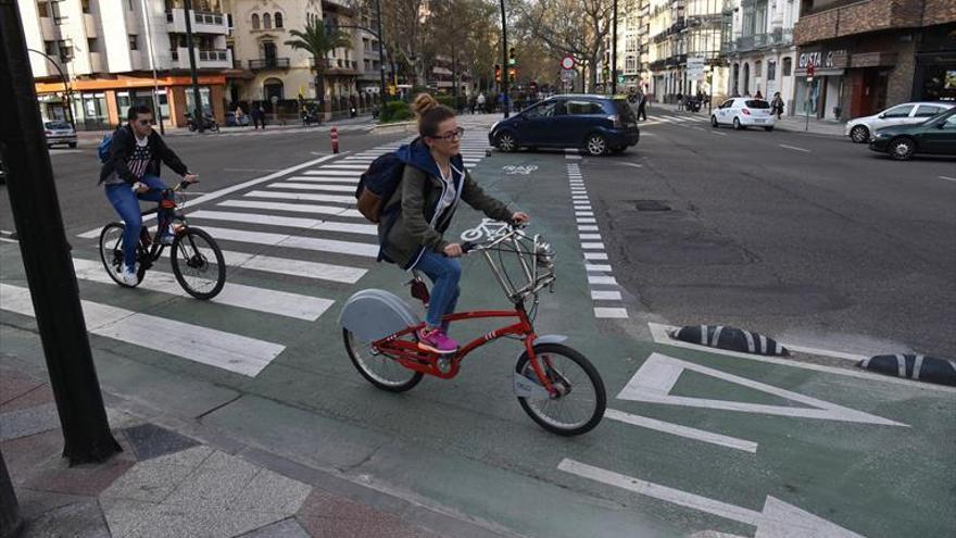 Quienes acudan mañana a la universidad en bicicleta desayunarán gratis