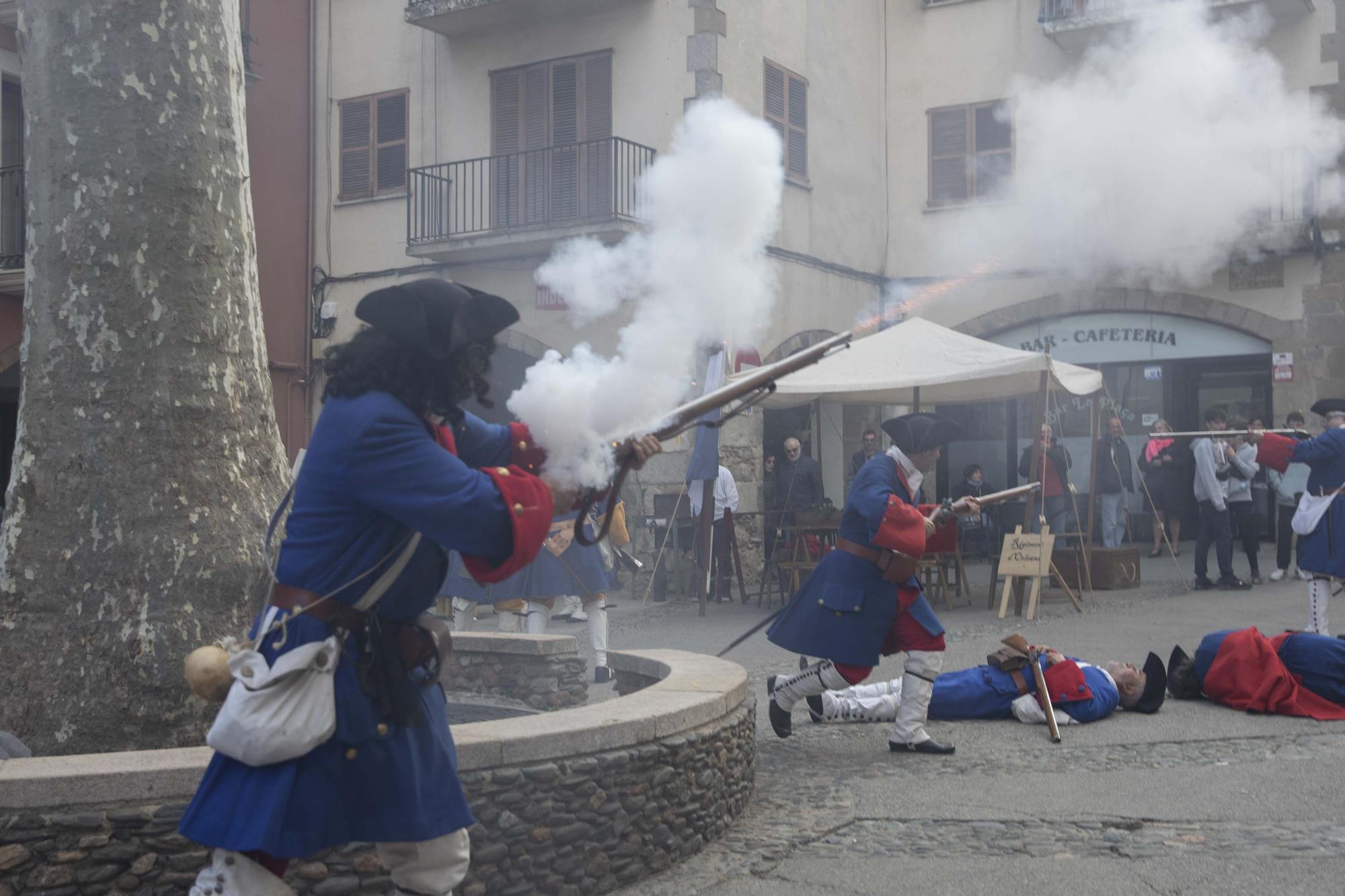 Arbúcies recrea el tradicional Combat de fa més de 300 anys