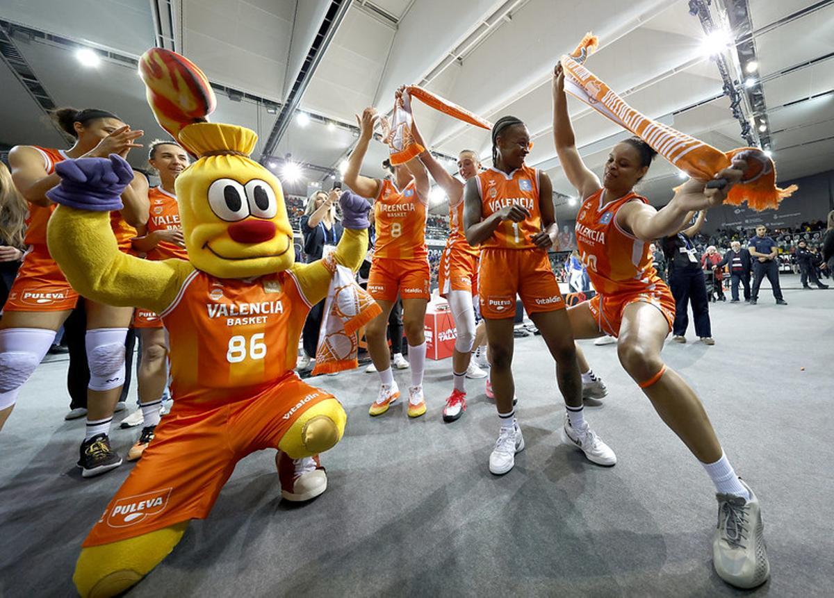Así se vivió la fiesta en el vestuario del Valencia Basket