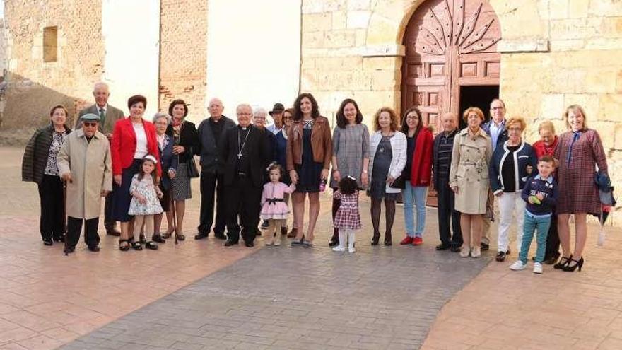 El obispo de Zamora visita Cerecinos de Campos y Cañizo