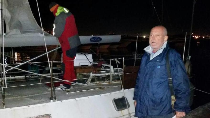 Salvan a dos tripulantes de un velero tras pasar cinco días a la deriva en Eivissa