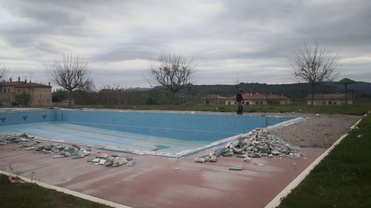 Obres de millora a la piscina municipal de Moià | AJUNTAMENT MOIÀ