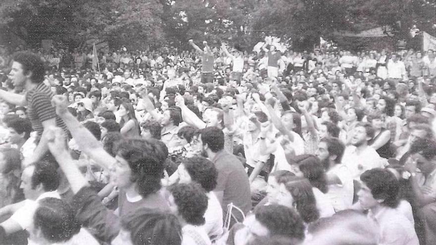 Celebración del Día de la Cultura en Los Maizales, el 8 de agosto de 1976.