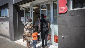 Un canvi en el SAIER deixa un mes sense consultes d’estrangeria a  BCN