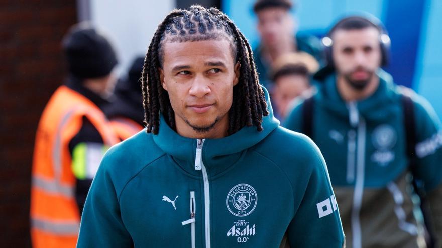 Uno de los goles de Aké con el Manchester City