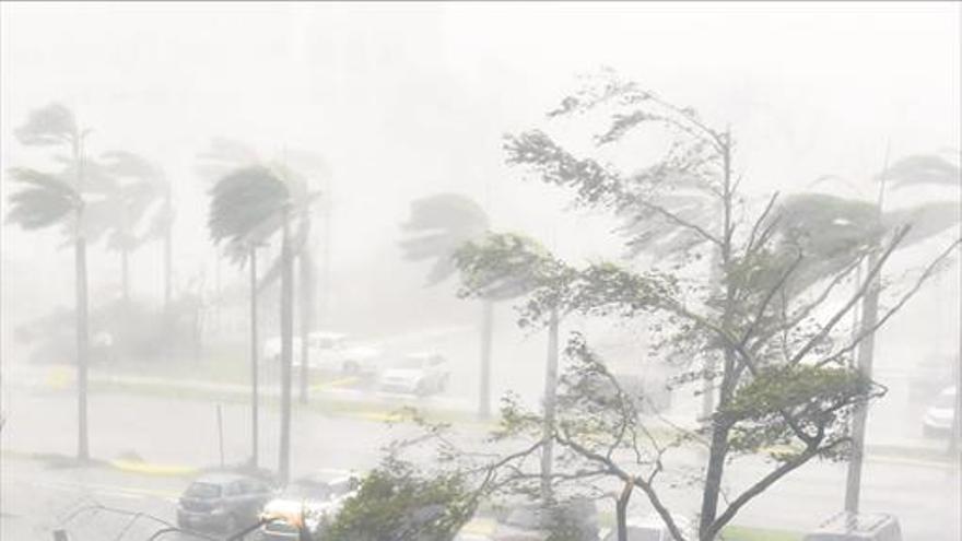 ‘María’ deja Puerto Rico sin luz tras devastar Dominica