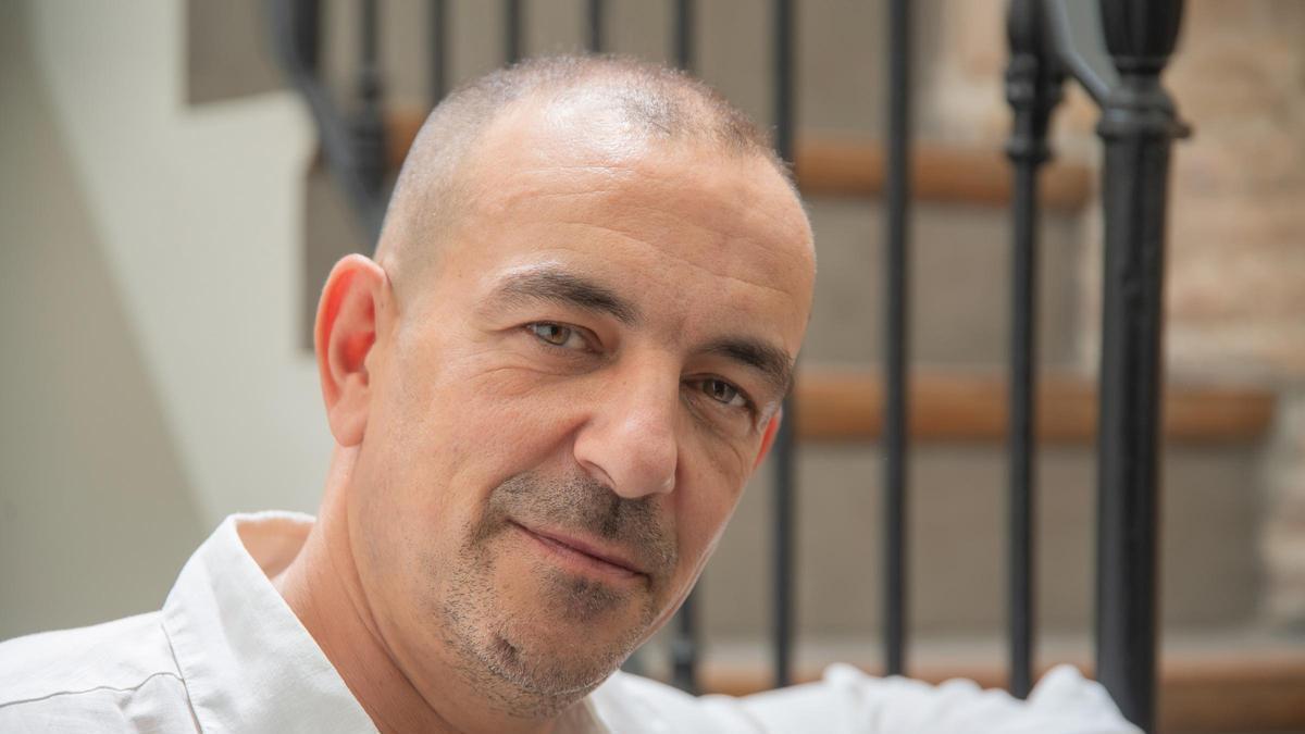 Racionero és capaç de parlar tant de filosofia zen com de futbol.