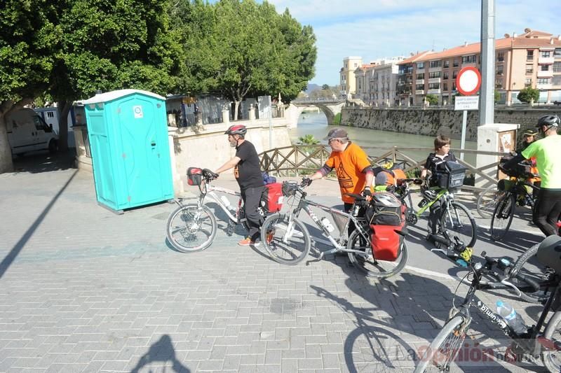 Protesta en bicicleta contra el fracking