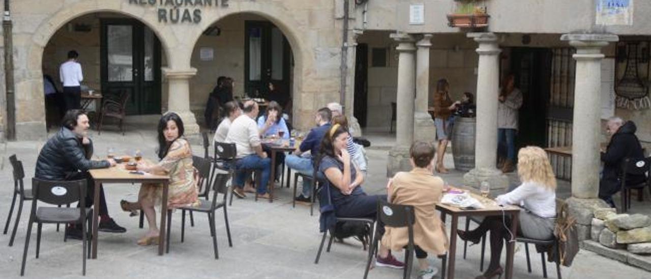 Pontevedra se echa a las terrazas