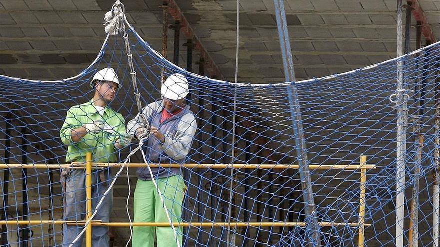 El convenio provincial de la construcción prevé una subida salarial del 7% en tres años