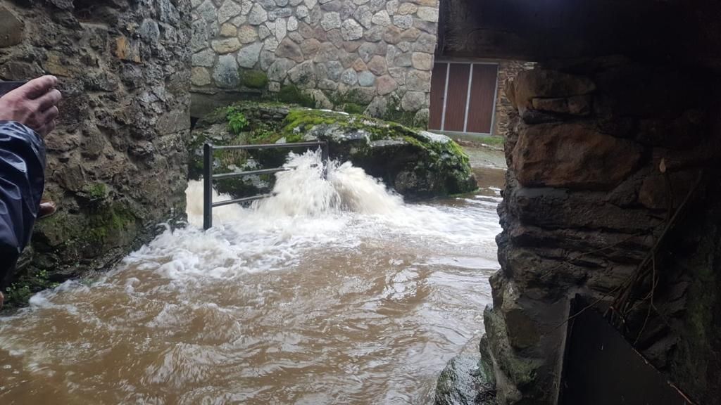 El deshielo en Sanabria deja estas impresionantes imágenes