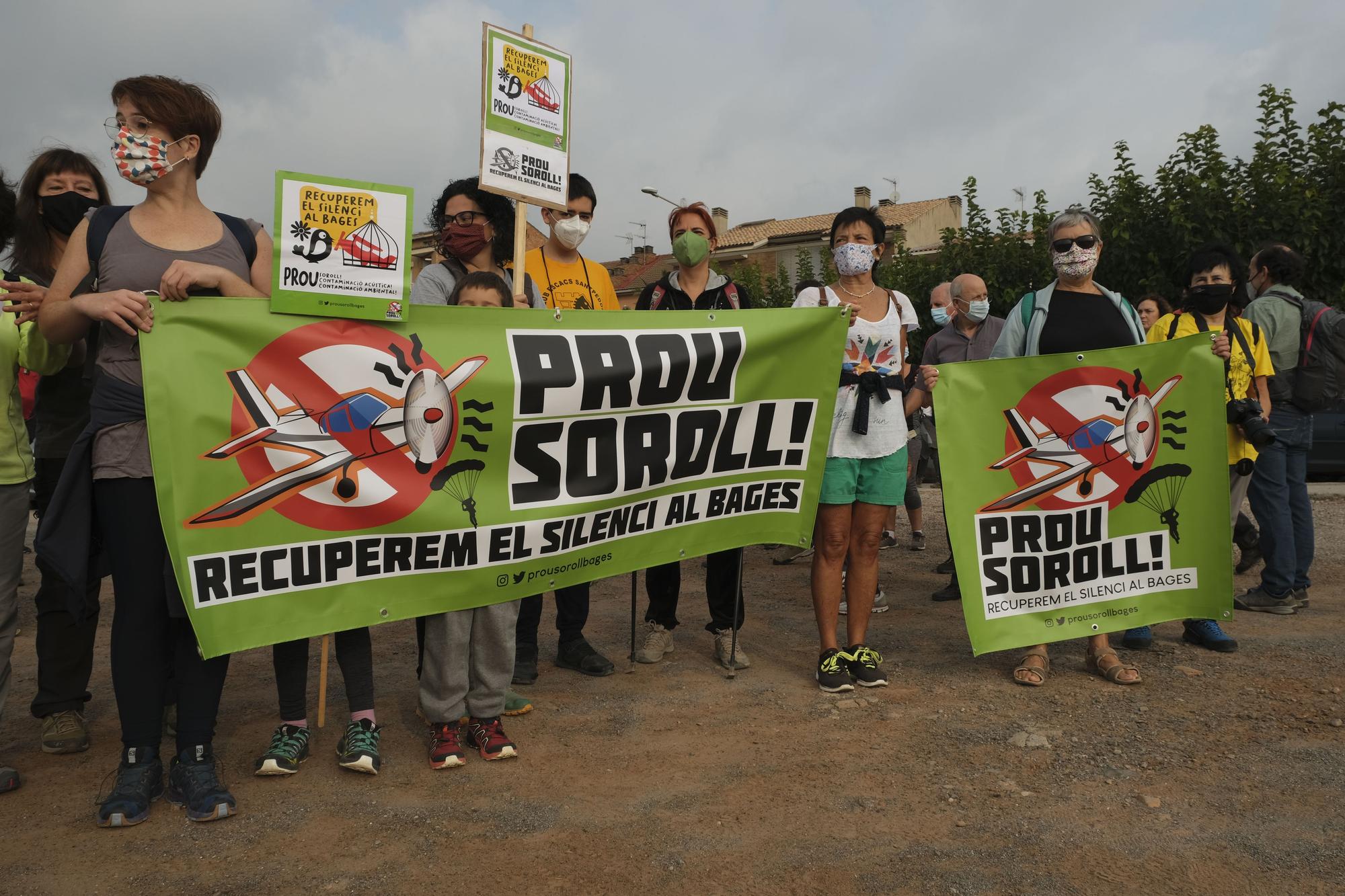 Protesta de l’associació Prou soroll per recuperar el silenci al Bages