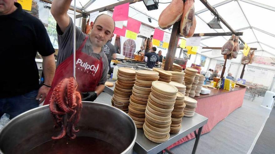 El pulpo gallego diversifica la gastronomía mierense