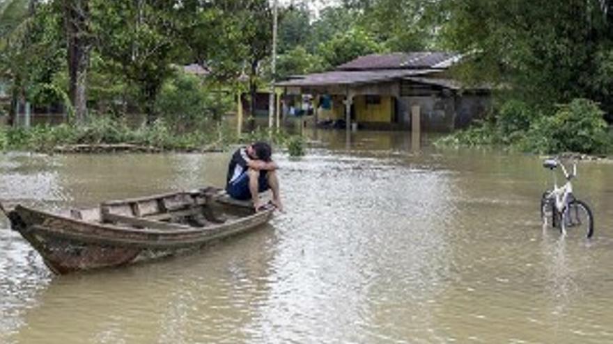 Más de 160.000 evacuados por las inundaciones en Malasia