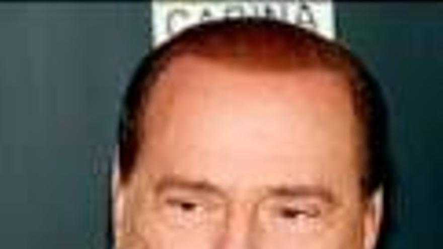 La justicia investigasi hubo coca en casa de Berlusconi