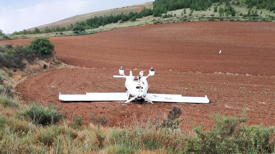 Herido leve el piloto de un ultraligero tras salirse de la pista en Herrera de Pisuerga (Palencia)