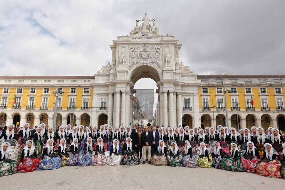 Las Hogueras conquistan el corazón de Lisboa