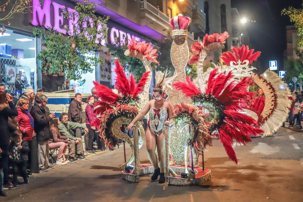 El Carnaval toma las calles de Torrevieja.