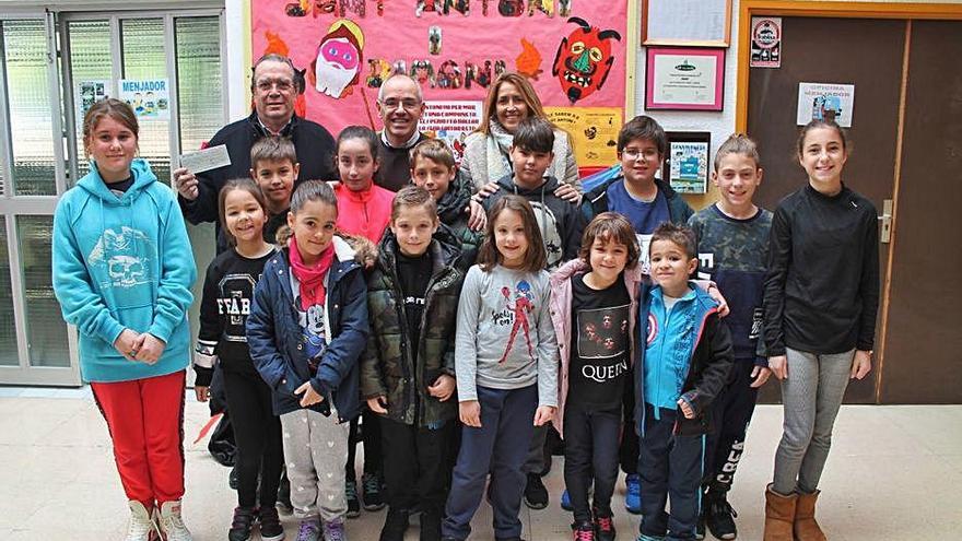 Donación solidaria del colegio Jaume I