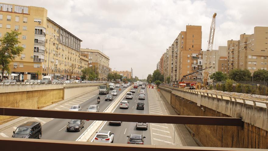 Un administrador de fincas de Sevilla, denunciado por defraudar 700.000 euros a vecinos de Pino Montano y Tiro de Línea: está en paradero desconocido