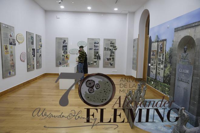 El Antiguo Instituto de Gijón recuerda a Alexander Fleming con una exposición dedicada al 70º aniversario de su muerte
