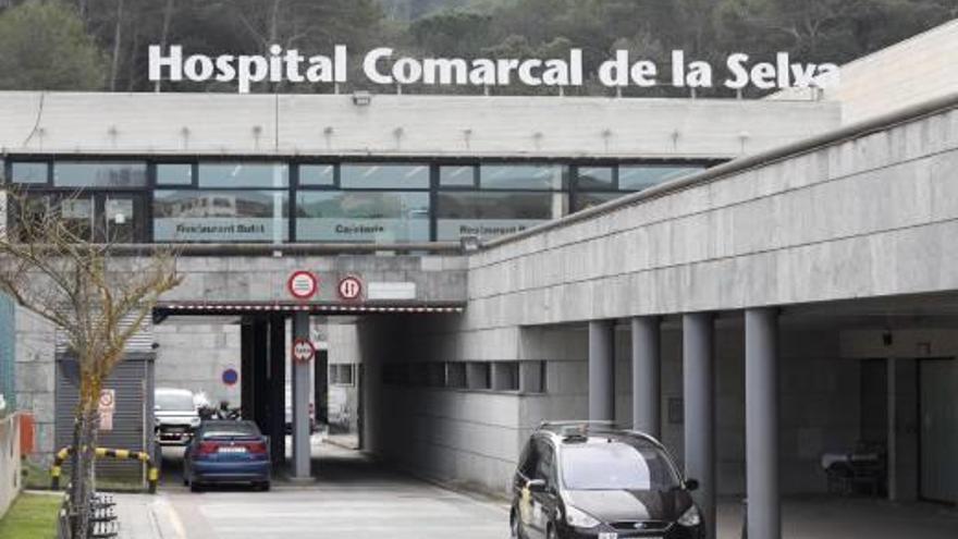 Condemnen Salut a pagar 208.000 euros a una pacient que va perdre una cama