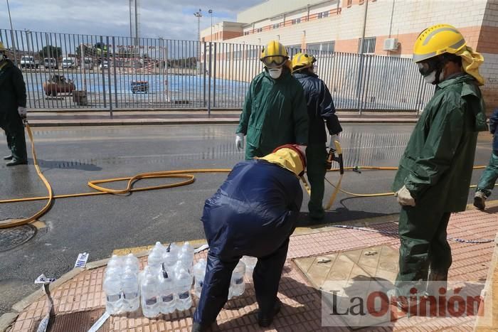 Limpian Los Alcázares tras las fuertes lluvias de los últimos días