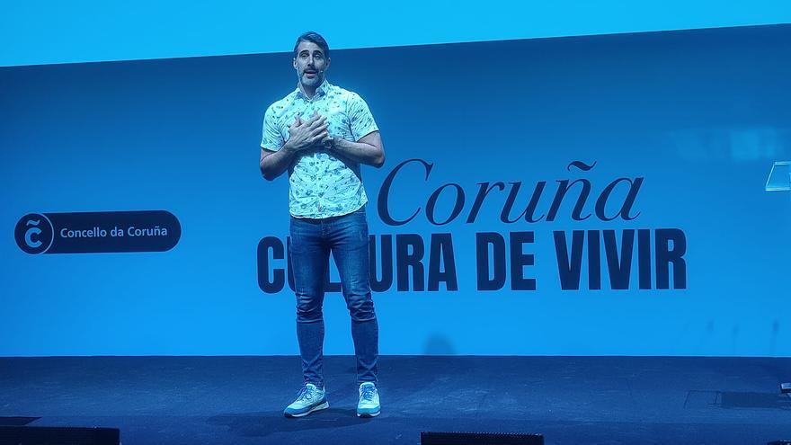 A Coruña en Fitur: David Amor, embajador del humor coruñés