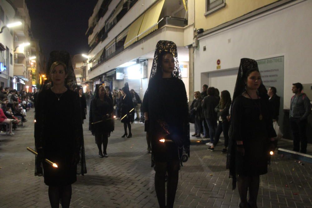 Seis cofradías y siete pasos -faltó el de San Pedro Arrepentido- desfilaron el Lunes Santo en Torrevieja.