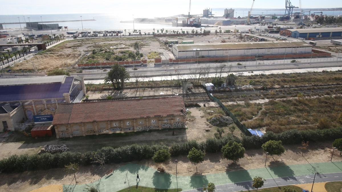 Terrenos en los que se prevé ubicar la subsede del Museo del Ferrocarril.