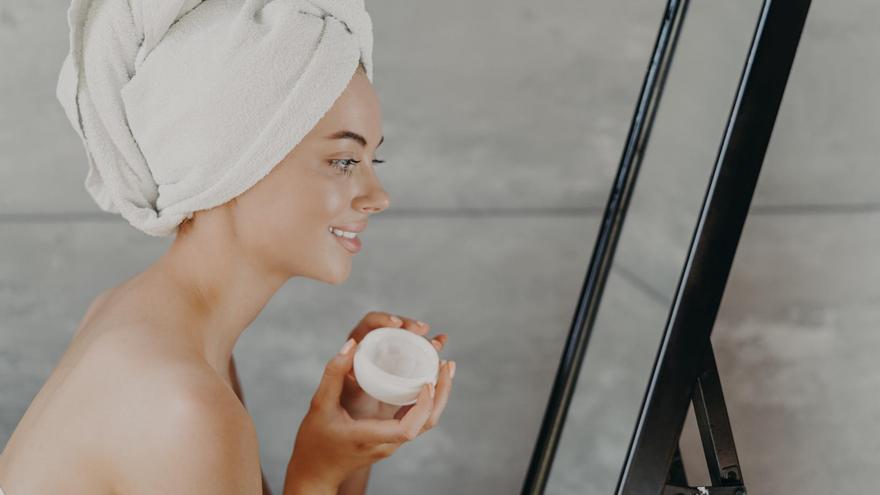 La crema hidratante facial que se ha convertido en todo un éxito entre los dermatólogos