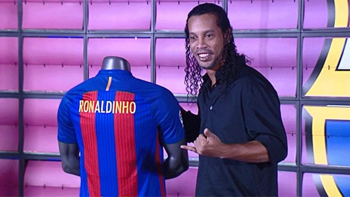 Ronaldinho, nuevo embajador del Barça