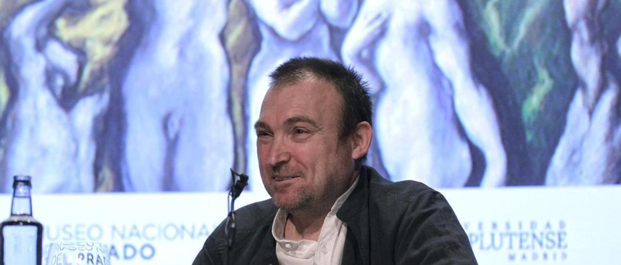 Miquel Barceló, durante una conferencia en el Museo del Prado