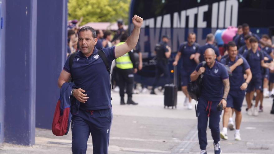 Los once elegidos por Javi Calleja para la final ante el Alavés