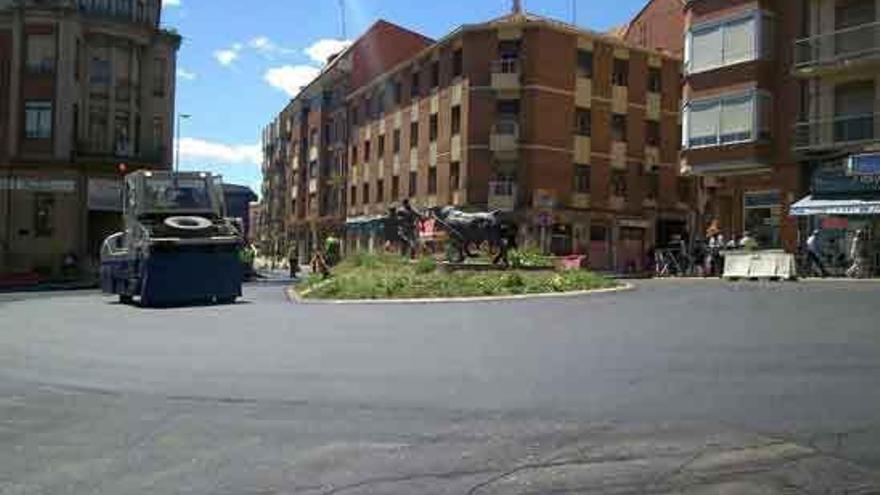 Obras de asfaltado en el cruce de La Soledad.