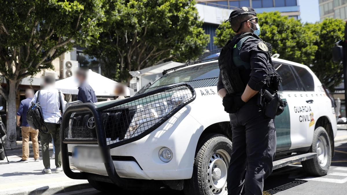 Imagen de archivo de un operativo antidrogas de la Guardia Civil.