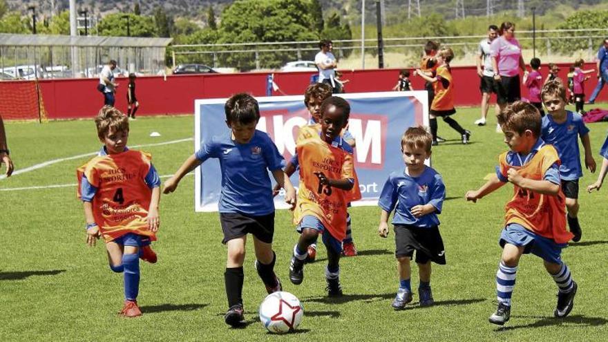 El fútbol escolar celebra su gran día